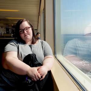 Meet your Posher, Gillian